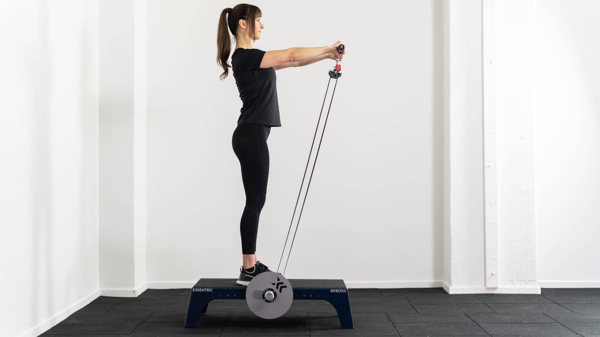 kBox4 Straight Arm Lift