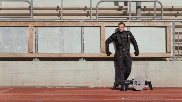 Building A Strong & Powerful Backside for Athletic Performance