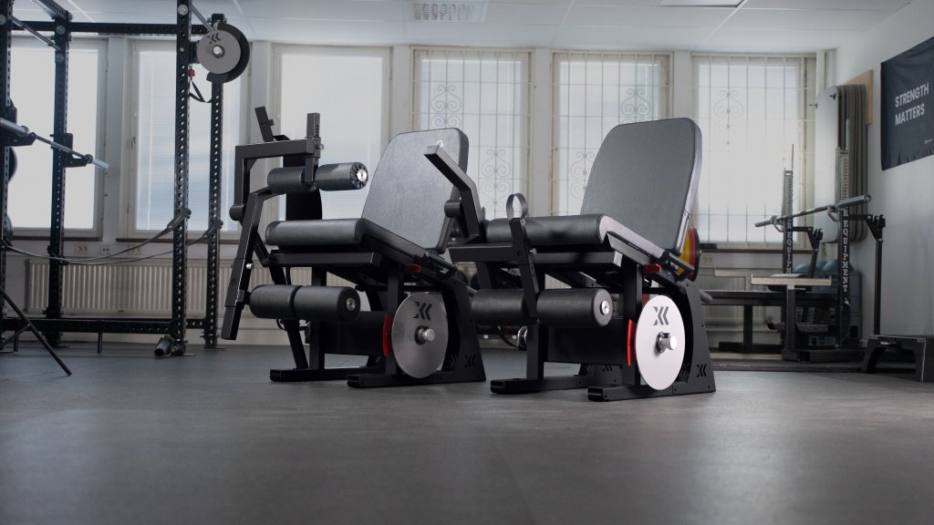 SingleExx Combo in a gym